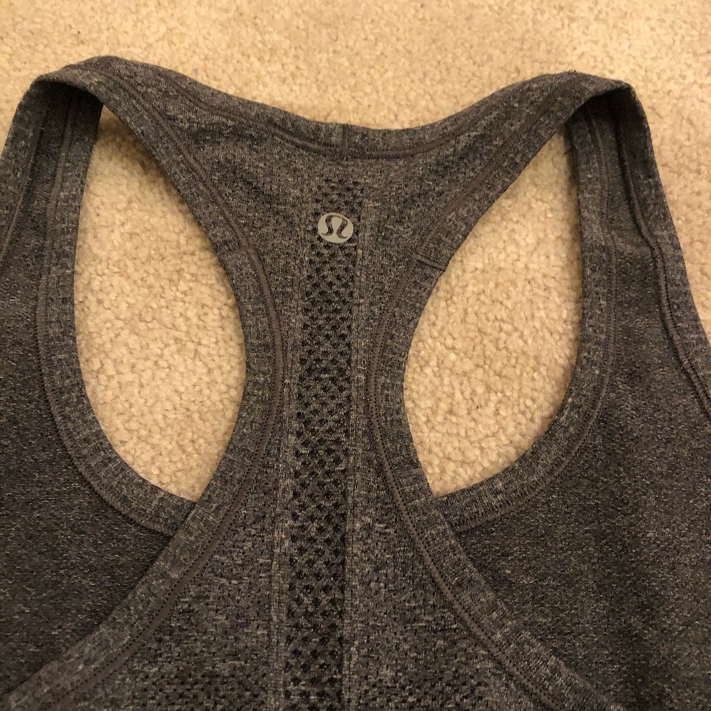 lululemon gray tank top